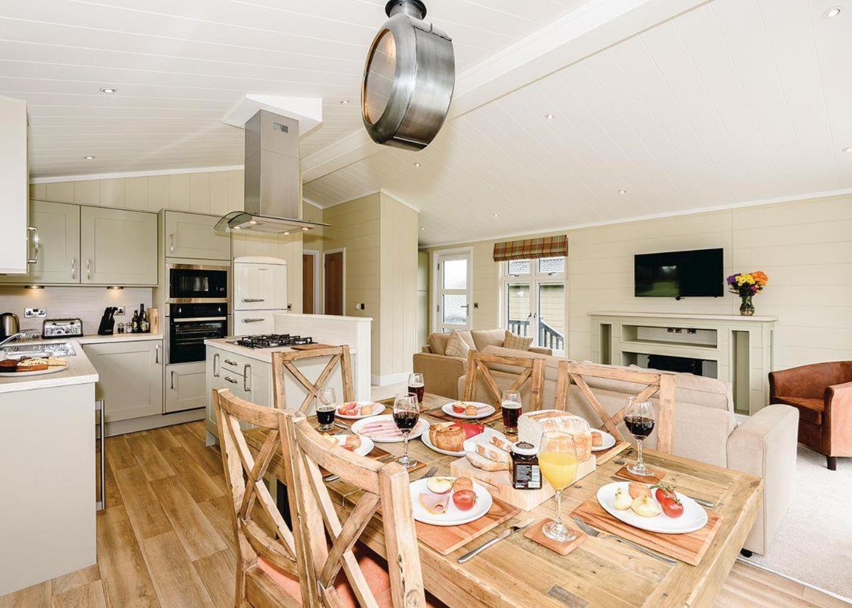 Thanet Well Lodges Ivegill 외부 사진